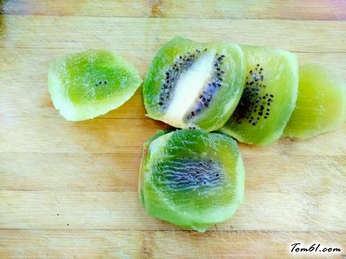 【趣味童话水果拼盘。】