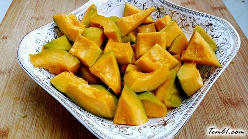 【南瓜糯米芝麻饼】