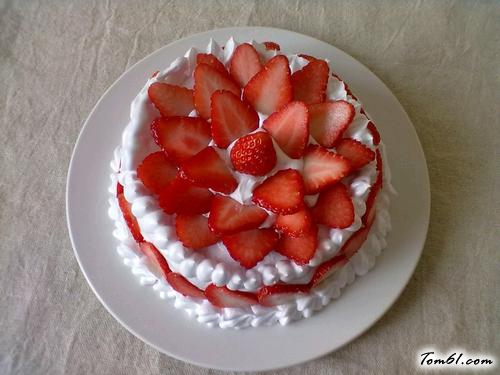 【DIY草莓奶油蛋糕】