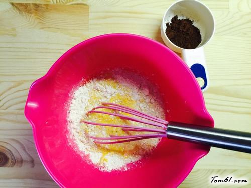 【双色蛋糕香蕉卷】