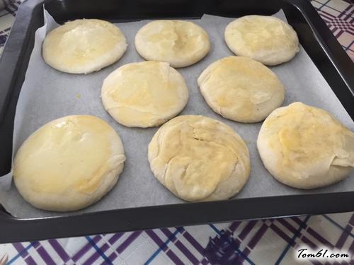 【红豆沙馅酥饼】