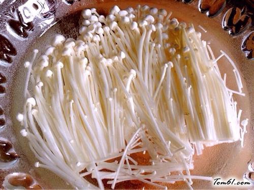 【金针菇培根卷】