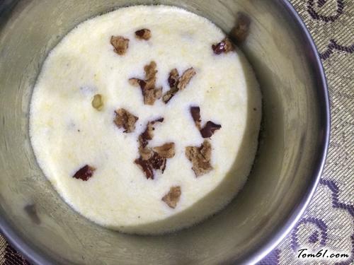 【牛奶红枣蒸蛋糕】