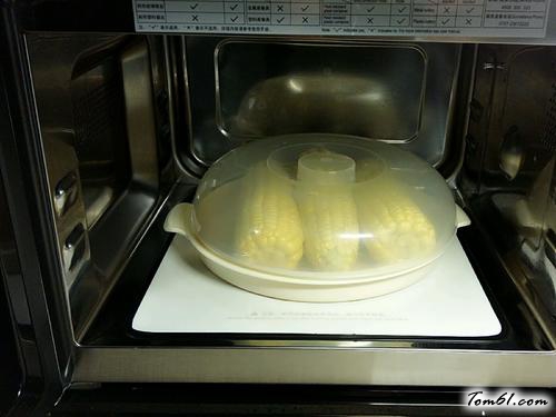 【微波炉煮玉米】