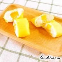 榴芒班戟的做法