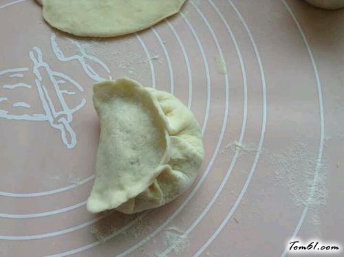 【韭菜馅包子】