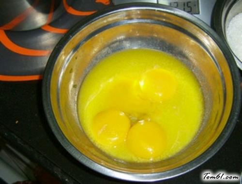 【电饭锅酸奶蛋糕】