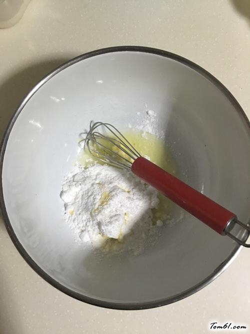 【肉松小酥饼】