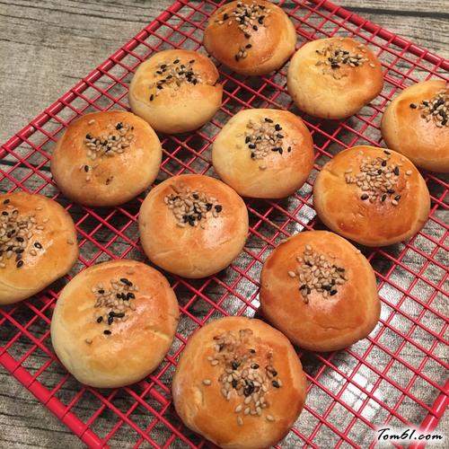 【肉松小酥饼】