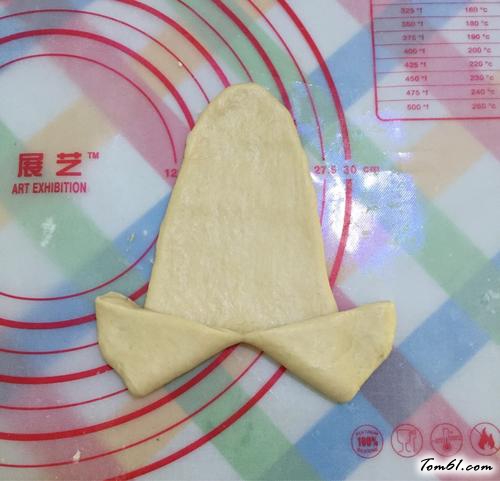 【全麦牛角豆沙餐包】