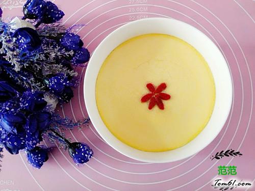 【奶香玉米汁蒸蛋】