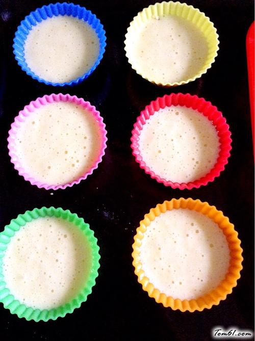 【超简单无水蛋糕】