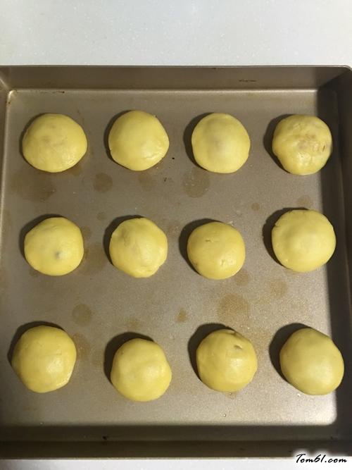 【肉松小酥饼】