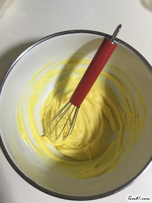 【肉松小酥饼】