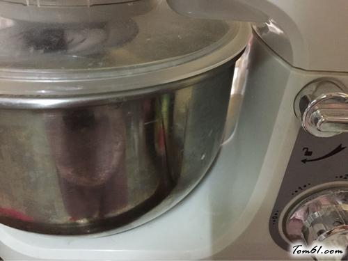 【香甜软面包】