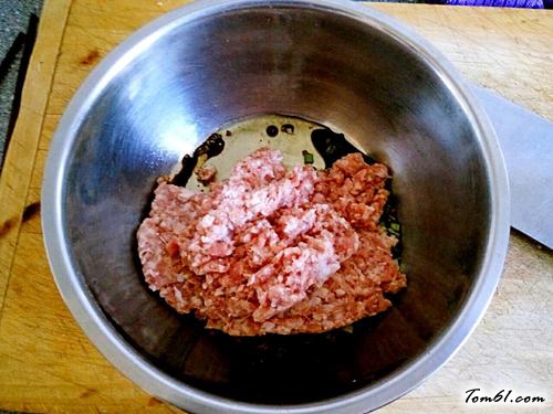 【层层香羊肉饼】