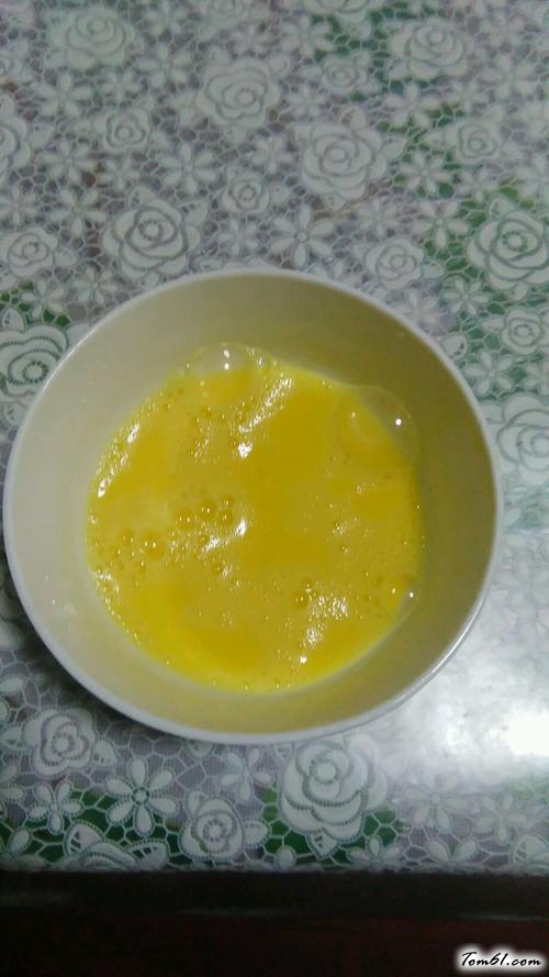 【鸡蛋小麻花】