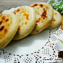 香菇笋丁肉馅饼的做法