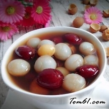 红枣桂圆补血汤的做法