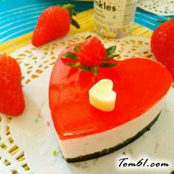 草莓酸奶慕斯的做法