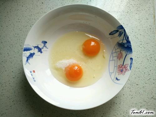 【鸡蛋米饭饼】