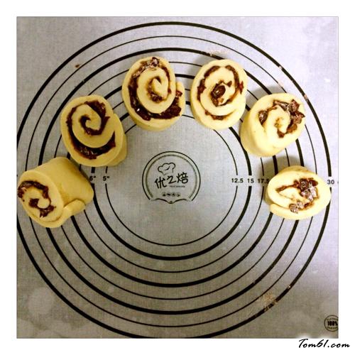 【肉桂蔓越莓面包卷】
