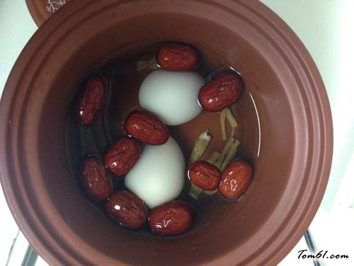 【当归红枣桂圆煮蛋】