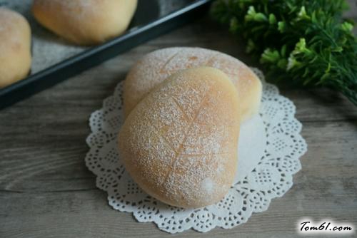 【叶形香芋包】