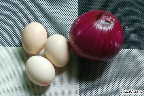 【洋葱圈煎蛋】