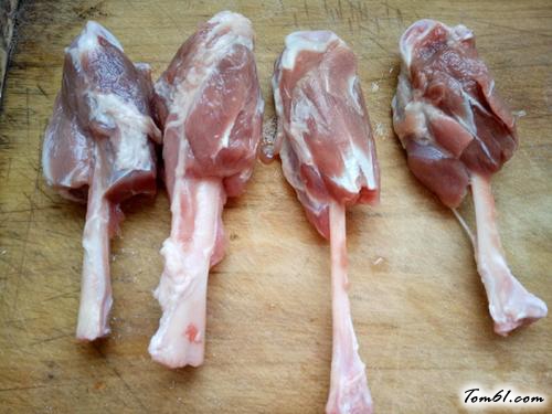 【酱烤小腿棒】