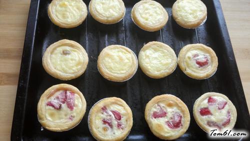 【【餐桌上的旅行】草莓蜜豆蛋挞】