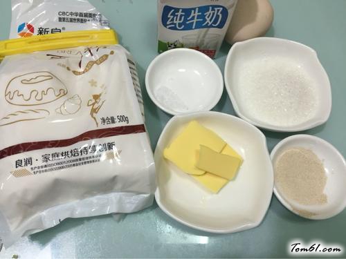 【香甜软面包】