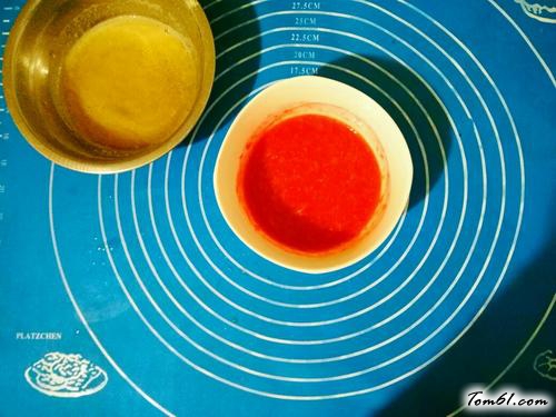 【草莓酸奶慕斯】