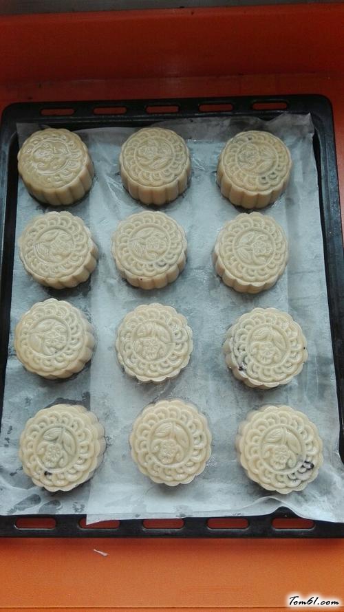 【黑米馅月饼】