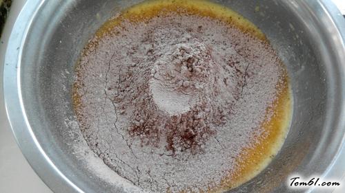 【可可杏仁蛋糕】