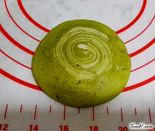 【抹茶绿豆酥】