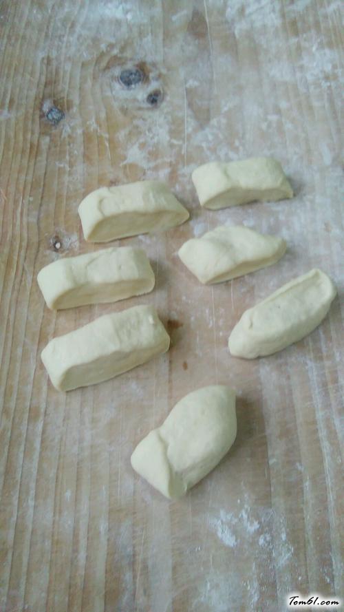 【鸡蛋小麻花】