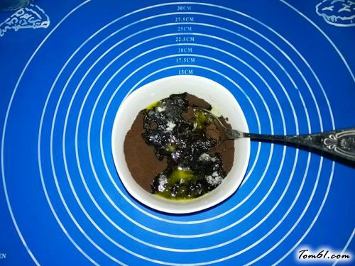 【草莓酸奶慕斯】