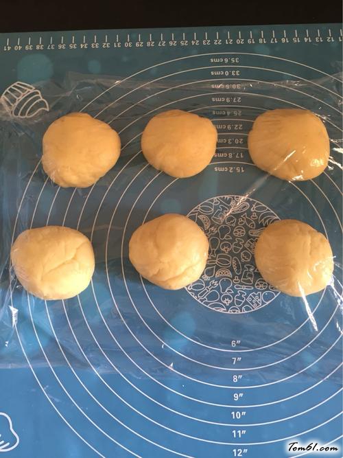 【水果奶酪面包】