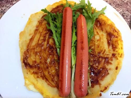 【火腿肠鸡蛋卷饼】