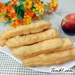 自炸油条的做法