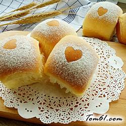 淡奶油爱心小面包的做法