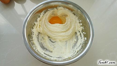 【葡萄干奶酥】