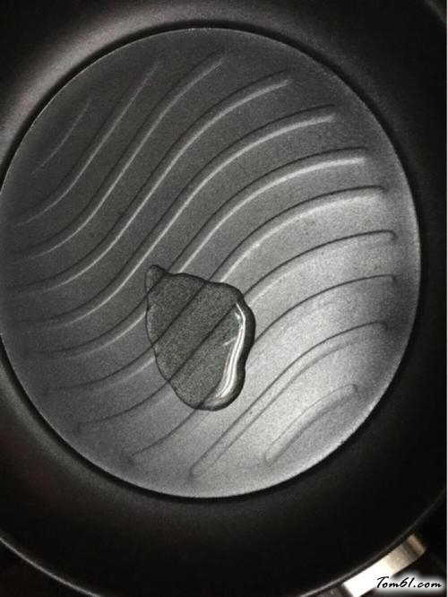 【黄瓜葱花鸡蛋饼】