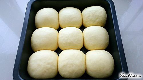 【淡奶油爱心小面包】