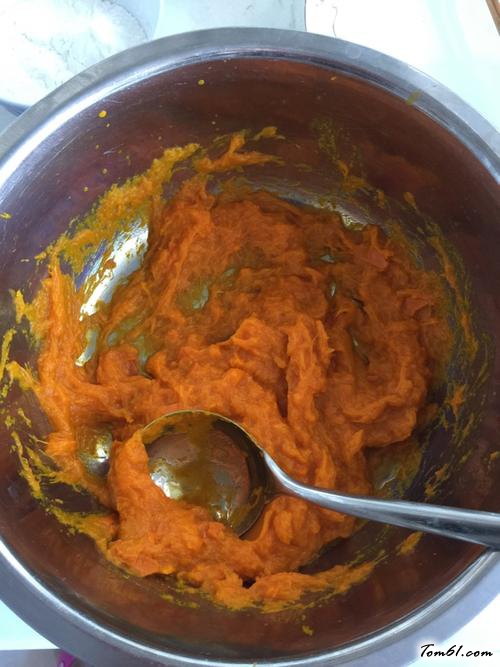 【芝香南瓜饼】