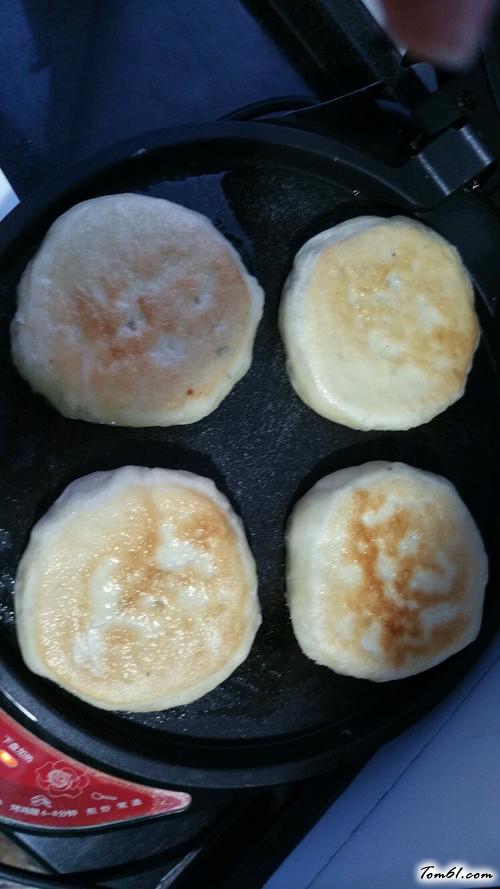 【花生红糖馅饼】