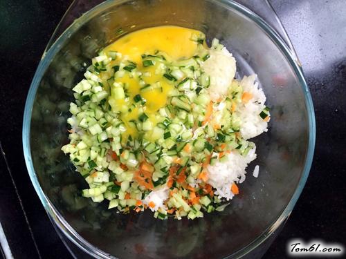 【米饭蔬菜饼】