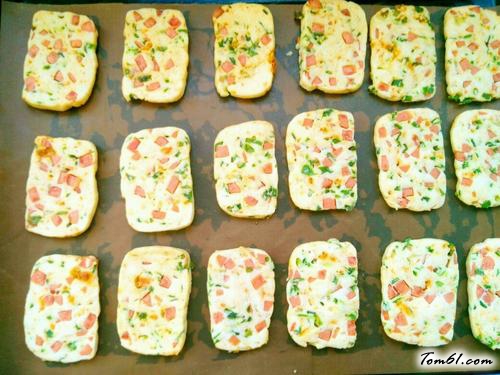 【香葱火腿肉松咸饼干】