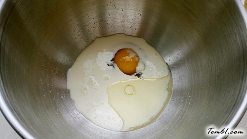 【淡奶油爱心小面包】